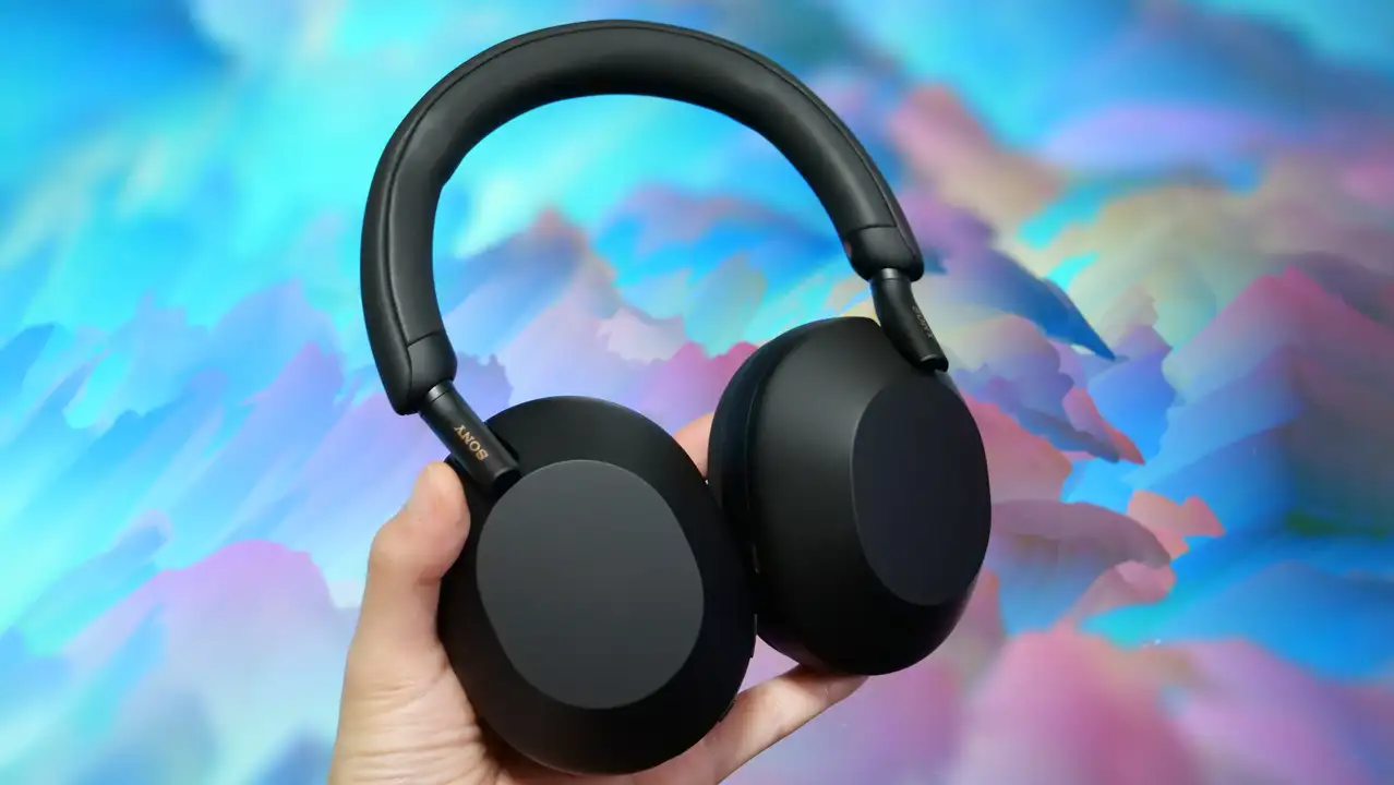 WH-1000XM5のデザインとサイズ感