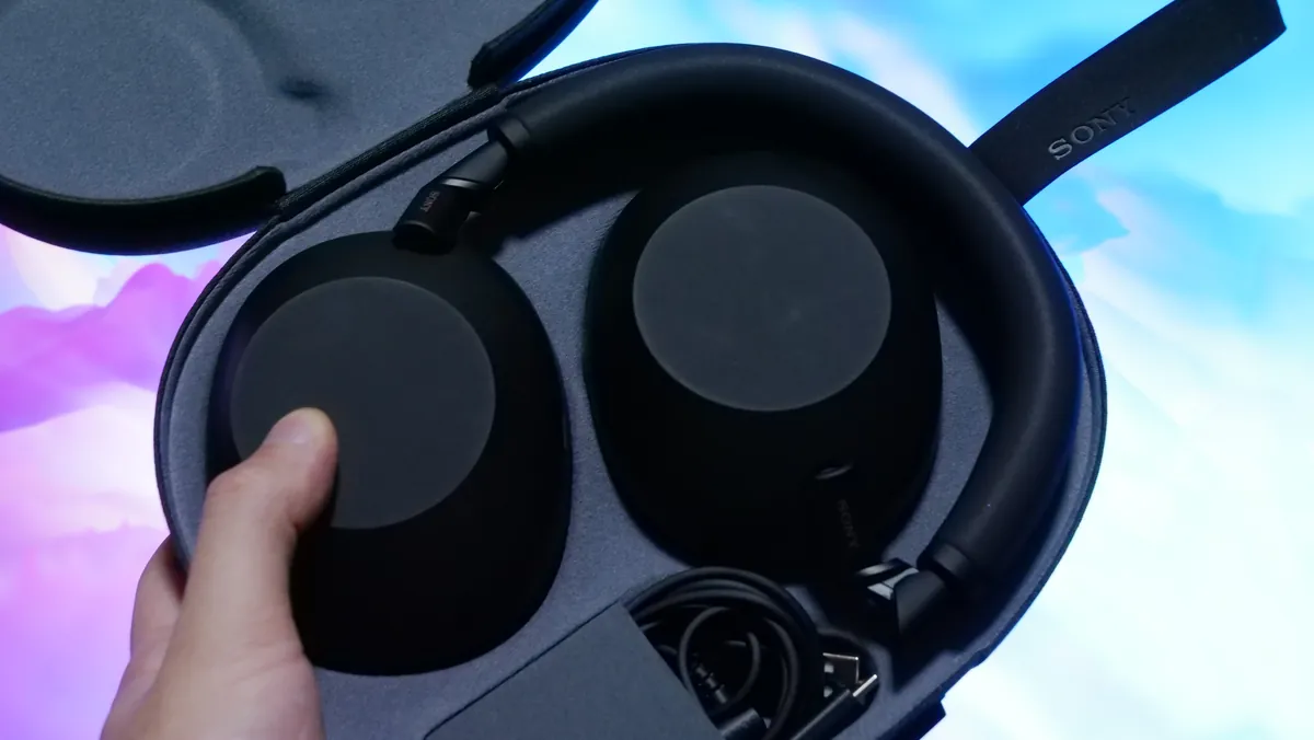 WH-1000XM6のケース