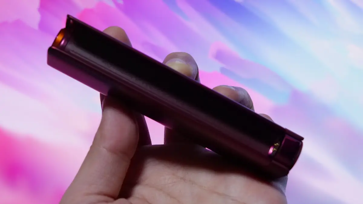 glo Hilo Plus（グロー・ヒーロ・プラス） EasySwitchペンを外した状態のケース