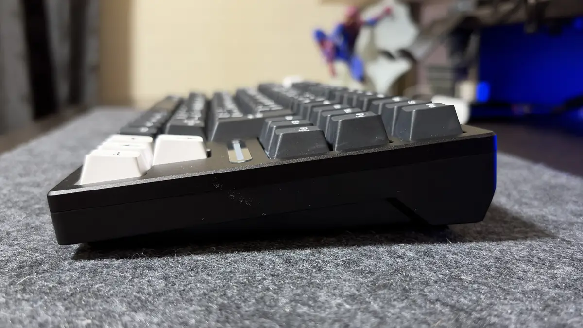 MageGee Captain87 JISの高さ 2段階