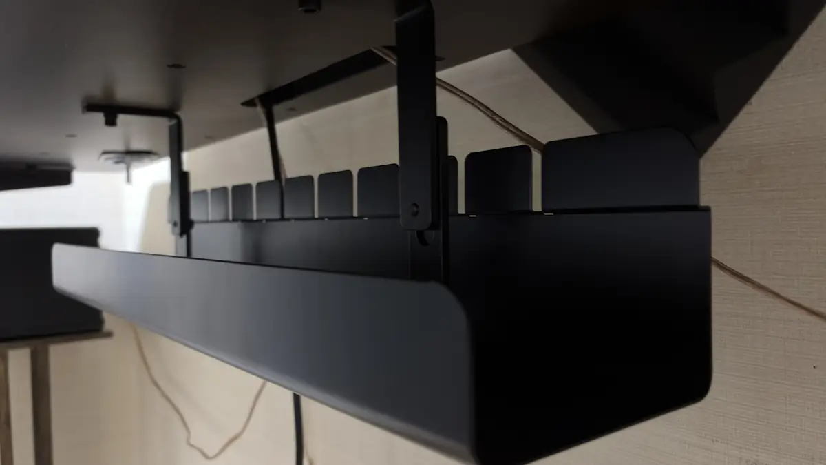 Rasical Cable Organizer 収納ケーブルトレイ レビュー