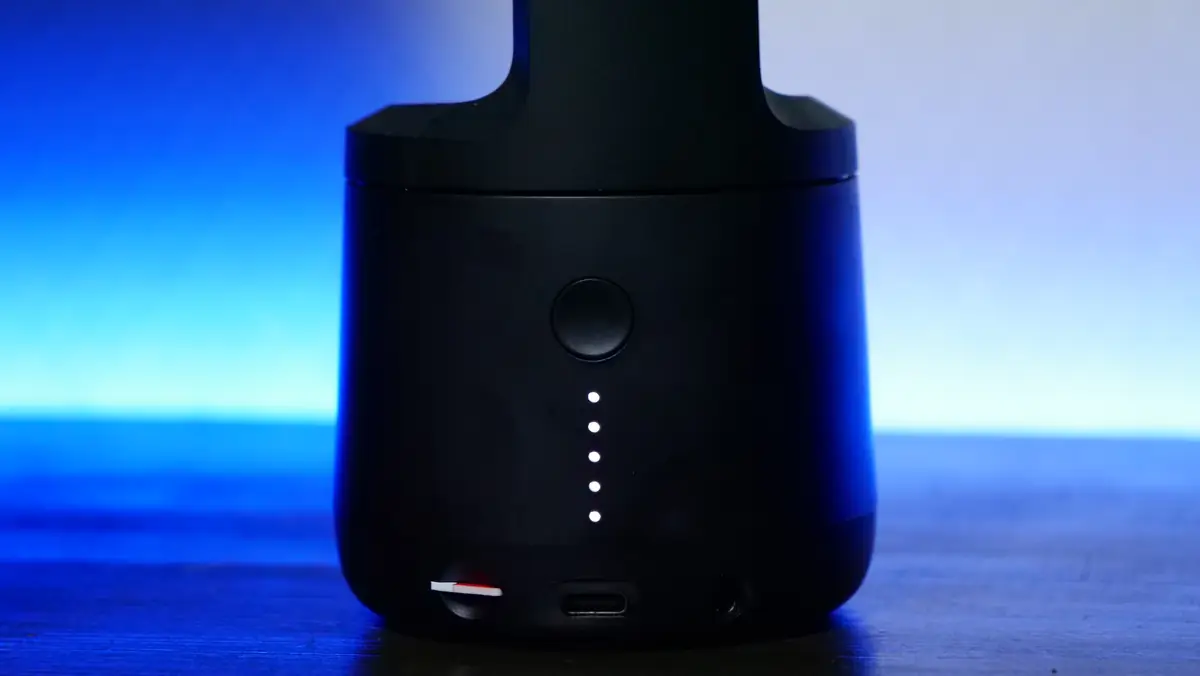 EMEET PIXY Wirelessのボディ背面 LEDインジケーターと電源ボタン