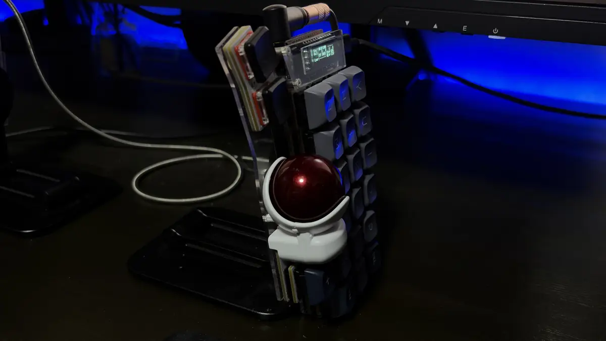 トラックボールの支持球(セラミックボール)を交換したKeyBall44