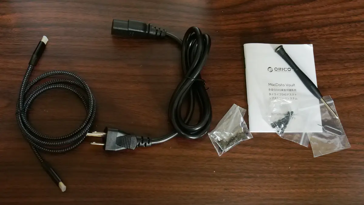ORICO IT-9958RC3 PROの付属品