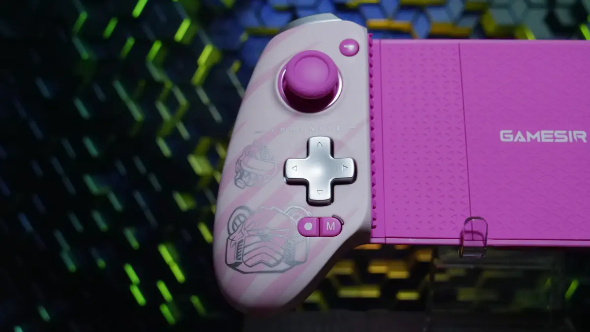 GameSir G8+ Fortnite Edition 左側コントローラー スティックと十字キー