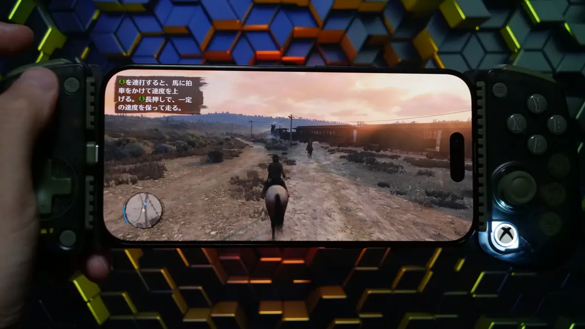 GameSir X5 Lite Fortnite EditionでRDRをプレイしている様子