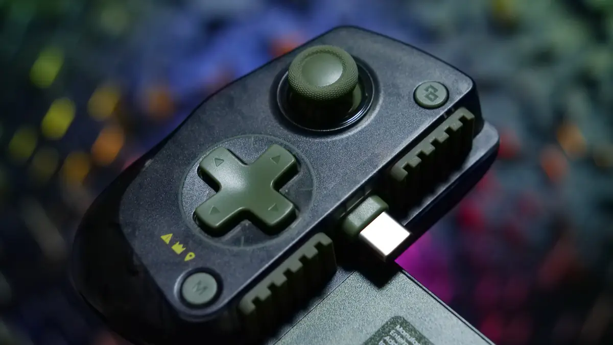 GameSir X5 Lite for Xbox Fortnite Edition iPhoneやAndroidスマホ/タブレットと接続する端子